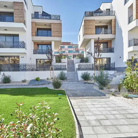 Apartamento Maestra Bamboo Luxury - Free Parking Sozopol